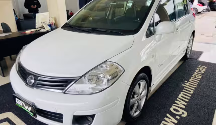 Nissan tiida 1.8 sl 16v flex 4p automático