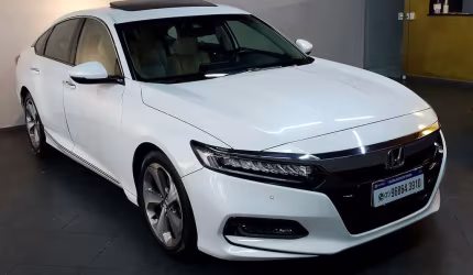 Honda accord sedan touring 2.0 tb 16v aut.