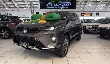 Hilux sw4 srx 2.8 platinum 4x4 tdi 7l turbo  204cv diesel automático 6m - 2024