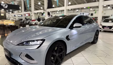 Byd seal awd gs 590ev turbo 530cv elétrico automático - 2024
