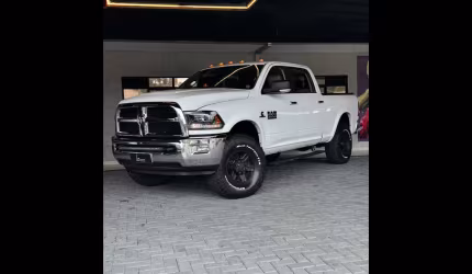 Dodge ram 2500 laramie 6.7 tdi cd 4x4 dies