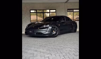 Porsche taycan (elétrico)