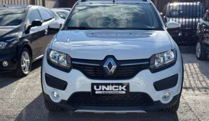 Renault sandero step 16 2015