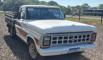 Ford f-1000 3.9 super série cs 8v diesel 2p manual