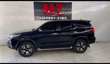 Toyota hilux sw4 2.8 srx 4x4 7 lugares 16v turbo intercooler diesel 4p automático