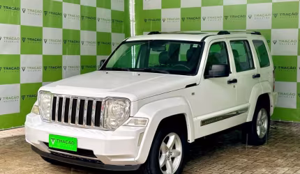 Cherokee limited 3.7 4x4 v6 12v aut.