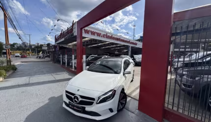 Mercedes-benz a 200 1.6 cgi flex 7g-dct