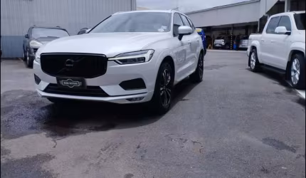 Volvo xc 60 d-5 momentum 2.0 awd diesel 5p 2020