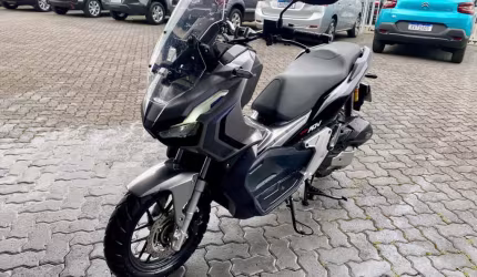 Honda adv 150 - 2023