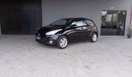 Hyundai hyundahb20 1.6m prem 2015