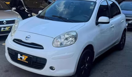 Nissan march 1.6 sv 2014