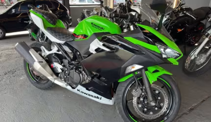 Kawasaki ninja 400 2022