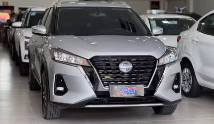 Nissan kicks advance cvt 2023
