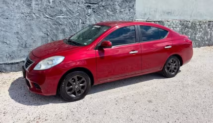 Nissan versa 1.6 sv flex mec 2013