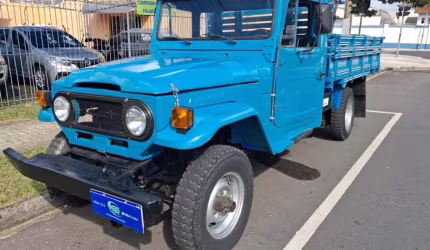 Toyota bandeirante 1977