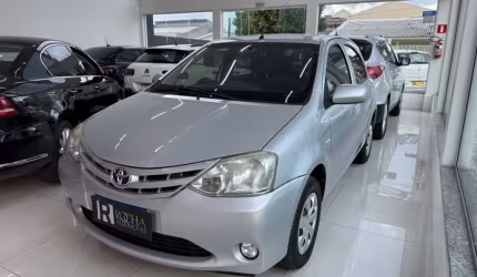 Toyota etios 1.3 x 16v flex 4p manual