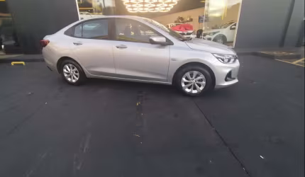 Chevrolet onix plus 10tat ltz 2020