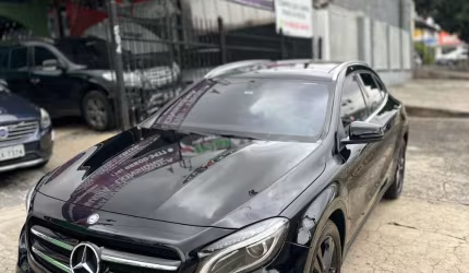 Mercedes benz gla 200  (novavissima)