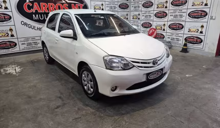 Toyota etios 1.3 x flex  4p manual 2014 