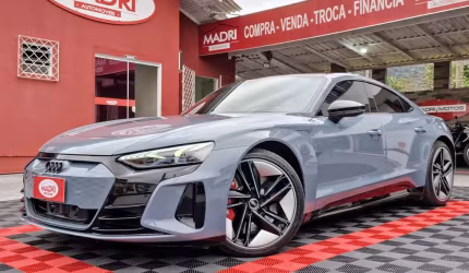 Audi rs e-tron  