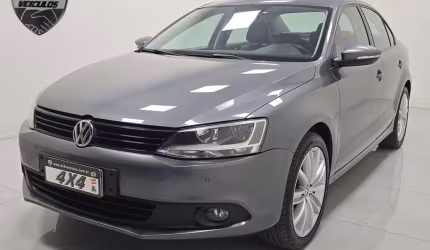 Volkswagen jetta comfortline 2.0 automático  - cinza - 2014/2014