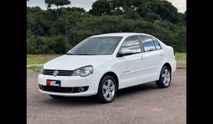 Volkswagen polo sedan 1.6 8v comfortline 4p 2014