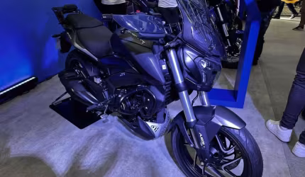 Bajaj dominar 400  2025