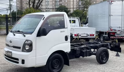 Kia bongo k-2500 2.5 4x2 tb diesel