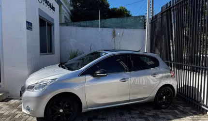 Peugeot 208 griffe 1.6 2014