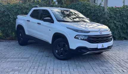 Fiat toro freedom 2.0 16v 4x2 tb diesel mec.  - branca - 2017/2018
