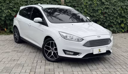 Ford focus titanium  2.0 flex aut. - branca - 2016/2016