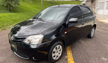 Etios novo, carro bem cuidado.
