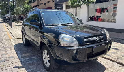 Hyundai tucson 2.0 gls automática - de procedência - toda revisada pneus novos
