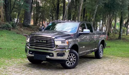 Ram 3500 laram. longhorn 6.7 tb cd 4x4 die.