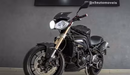 Triumph speed triple 1050i 2015