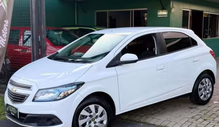 Chevrolet onix 1.4mt lt 2015