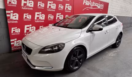 Volvo v40 2019 2.0 t4 kinetic gasolina 4p automático