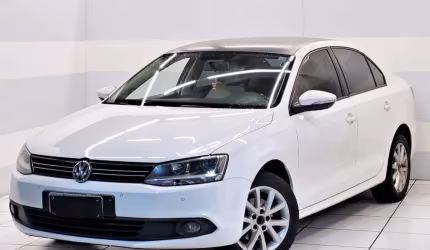 Volkswagen jetta 2012 2.0 comfortline 120cv flex 4p tiptronic