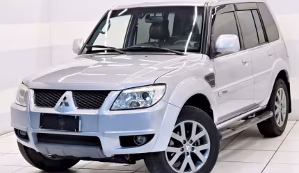 Mitsubishi pajero tr4 2014 2.0 4x2 16v 140cv flex 4p automático