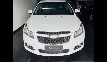 Chevrolet cruze lt hb 2012