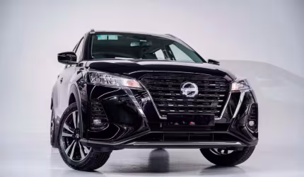 Nissan kicks play adv plus