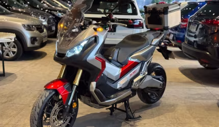 Honda x-adv 2017