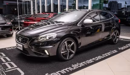 Volvo v40 t5 r-design 2.0 245cv c/teto aut./2016