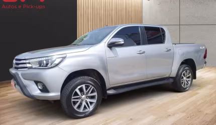 Toyota hilux cd srx 4x4 2.8 tdi 16v diesel aut.  - prata - 2017/2017
