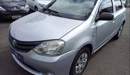 Toyota etios 1.3 2010