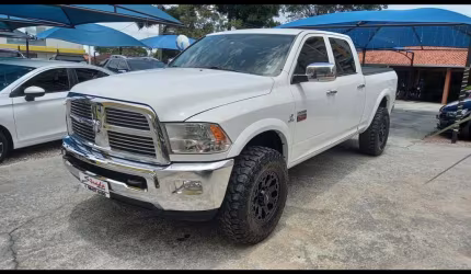 Dodge ram 6.7 2500 laramie 4x4 cd i6 turbo diesel 4p automático