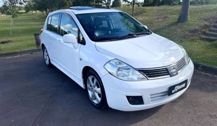 Nissan tiida 18sl flex 2013