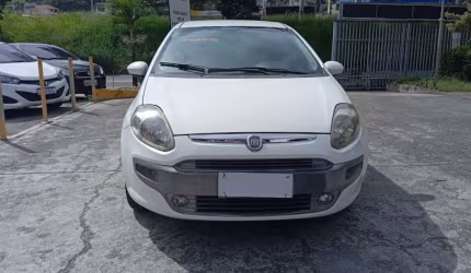 Fiat punto 2013 1.6 essence 16v flex 4p manual