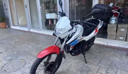 Honda nx 400i falcon 2015