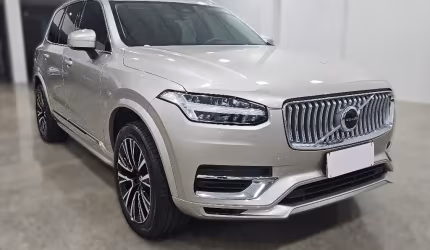 Volvo xc90 t8 plus recharge 2023 2.0 não há comparativo, venha conferir
